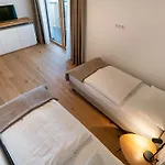 Waldrand - By Mynests Apartamento *